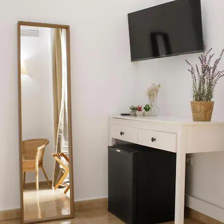 산 미구엘 호텔 2*